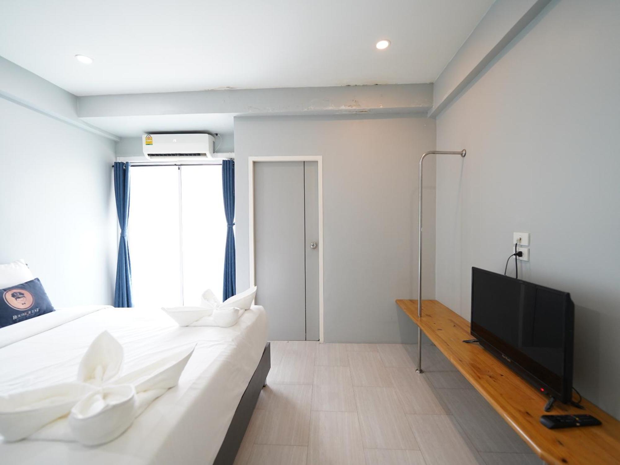 Roomquest Bangkok Don Mueang Airport Pokoj fotografie